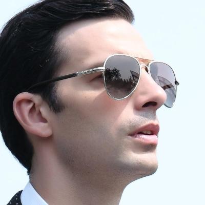 威古氏正品蛤蟆镜男超大偏光太阳镜 男款开车司机墨镜 3060银框渐进灰