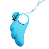 天使翅女子用防狼报警器防抢自卫器 个人防身