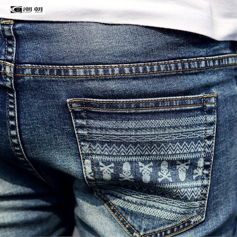 背后闪痛小脚子头吊痛有呕吐感什么原因