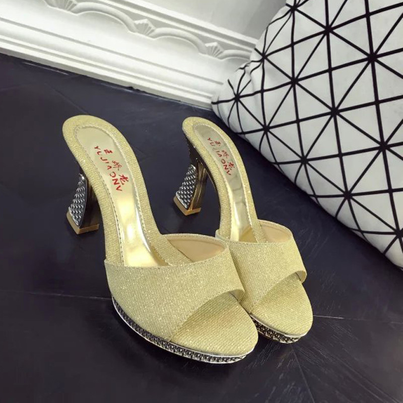 【戈思登系列】韩版新款女生凉鞋一字型高跟鞋