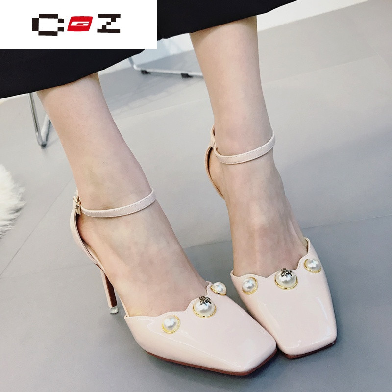 CZ潮流品牌珍珠漆皮凉鞋女细高跟包头中空一
