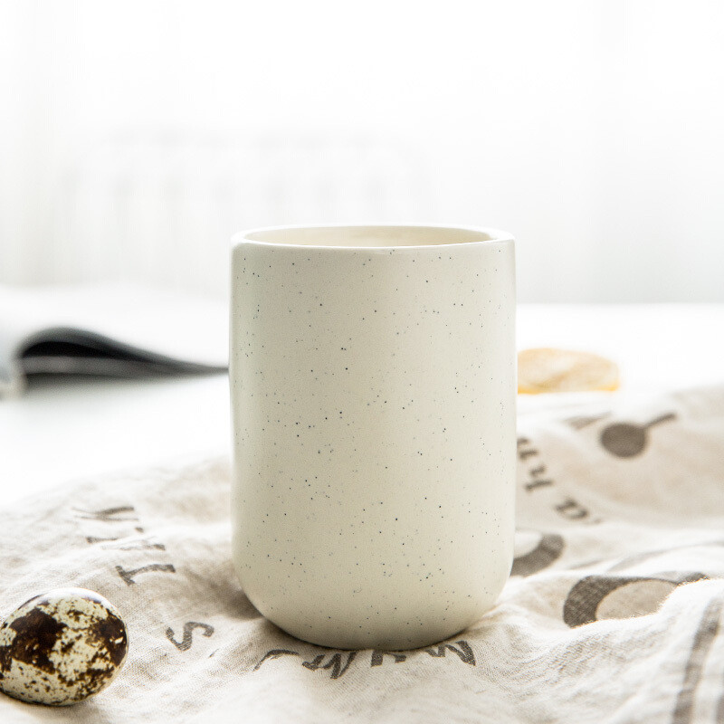 亿嘉 剑林系列创意时尚日式韩式陶瓷器马克杯圆口杯水杯子咖啡牛奶杯情侣杯 北欧印象 奶白 白色 300ml