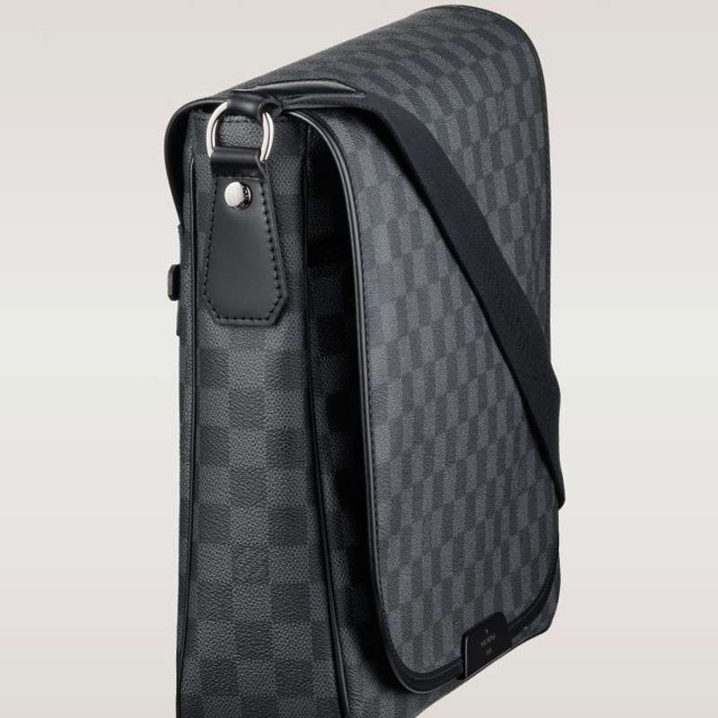 lv路易威登louis vuitton 男士单肩包n58029(中号)斜挎包 黑色图片