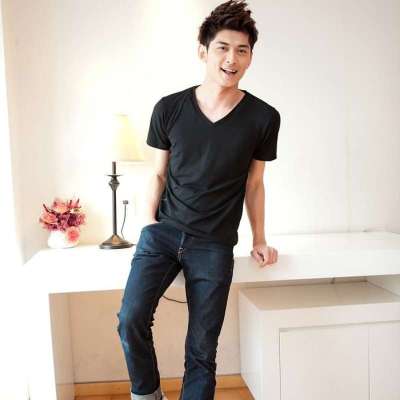 嘉沫 韩版情侣装夏装黑色简约男款T恤女款连衣