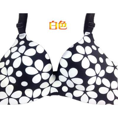 2014夏季新品深V一片式无痕聚拢<em>文胸</em>定型按摩