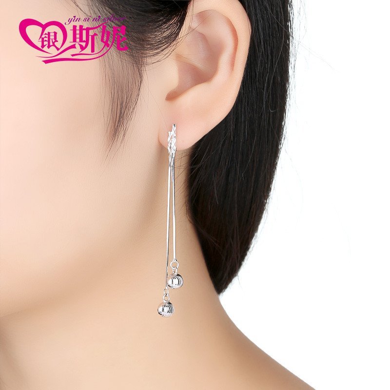 银耳环三十岁女人戴的要多少钱一对。