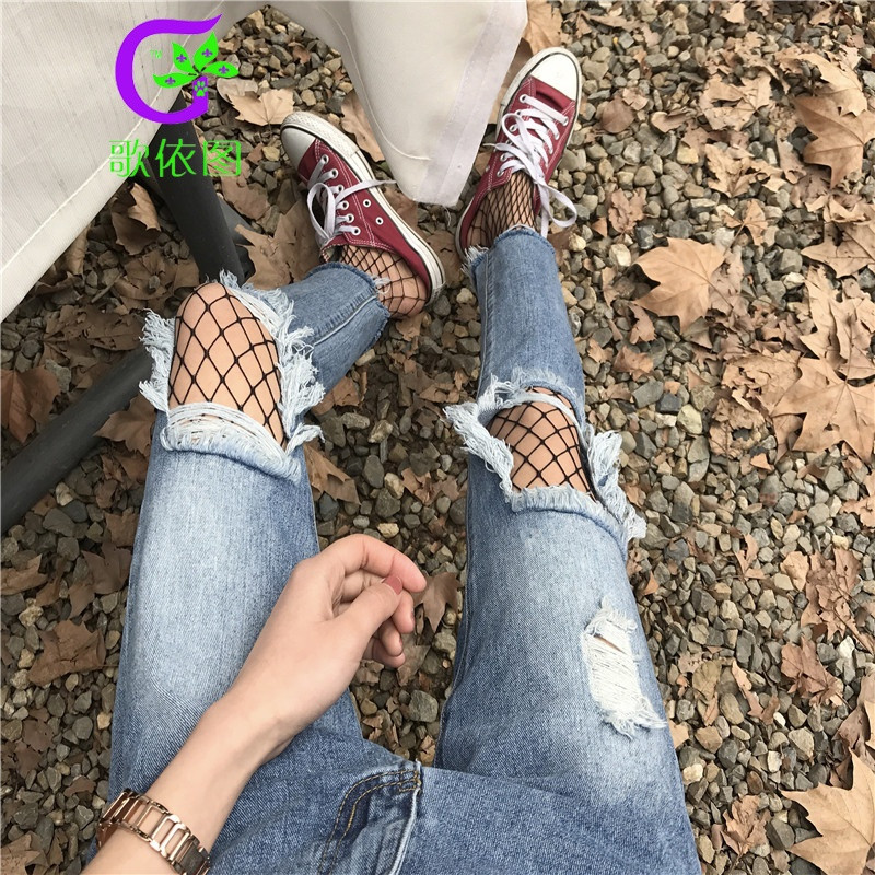 歌依图 水洗破洞牛仔裤女磨白显瘦小脚哈伦九