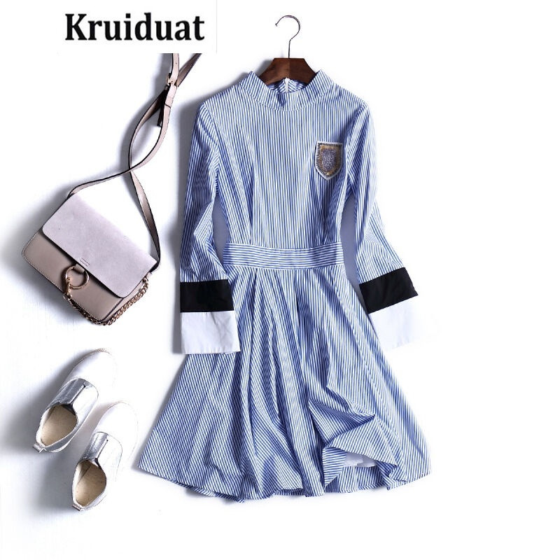Kruidvat2017女装春季新款条纹贴布绣连衣短裙