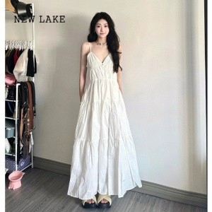 NEW LAKE海边度假法式长裙2024新款夏季长款裙子v领白色吊带裙连衣裙女装