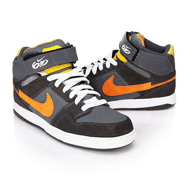 耐克NIKE男子户外鞋407360-013(43)