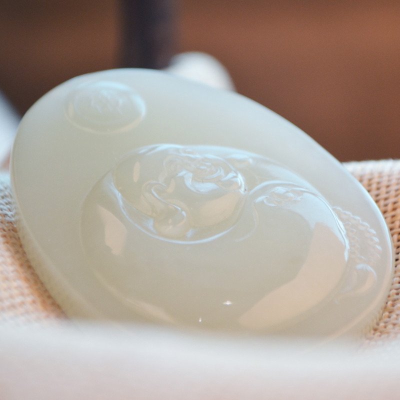 福聚祥新疆和田玉白玉吊坠佛公附带证书 白色