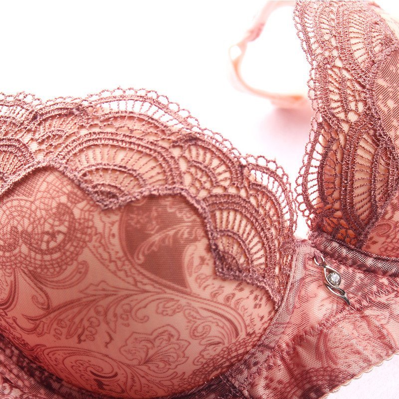 型内衣聚拢收副乳按摩文胸加厚杯 中国风刺绣文胸罩女货到付款8309