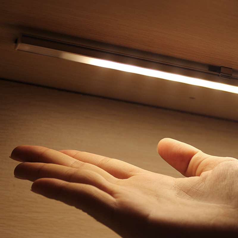 研匠 触摸感应橱柜灯led点动开关镜前酒柜灯厨房柜底灯超薄衣柜灯 1.