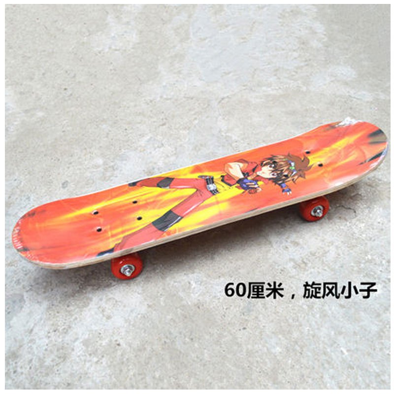 2017新品夏季43cm儿童玩具四轮滑板 公路枫木4轮滑板 小童玩具童车初级滑板简约小清新多款多色可选 60厘米，旋风小子