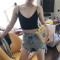 902新款复古港味夏季新款个性破洞侧面流苏花边拼接水洗浅色牛仔短裤女裤