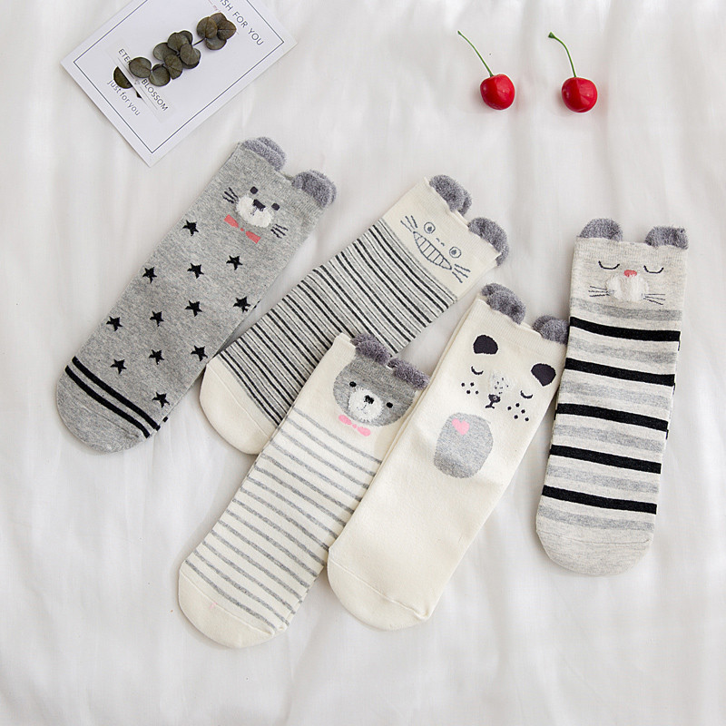 初愫10双装卡通动物图案潮款棉质中筒女袜 均码 D灰白动物