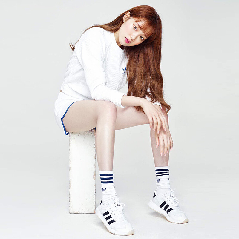 ADIDAS阿迪达斯卫衣女子运动休闲装卫衣套头衫BK5993白色 XL 默认颜色