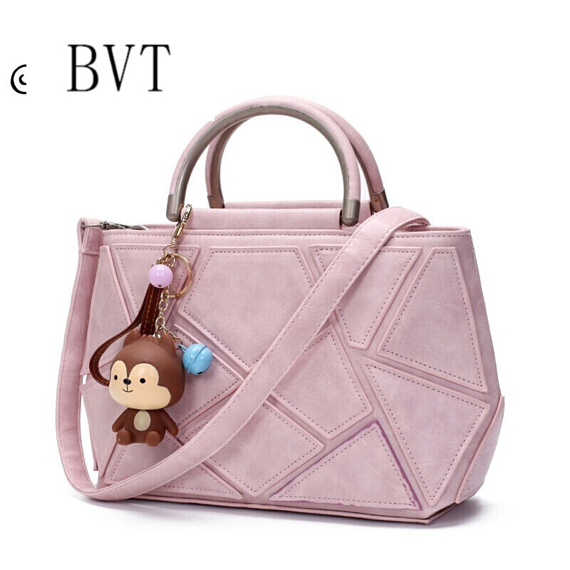 BVT女包新款韩版拼接单肩包时尚休闲斜挎包可爱松鼠挂饰包包女 粉色