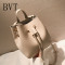 BVT女款欧州站单肩包复古斜挎包包潮纯色抽带水桶包 米白色