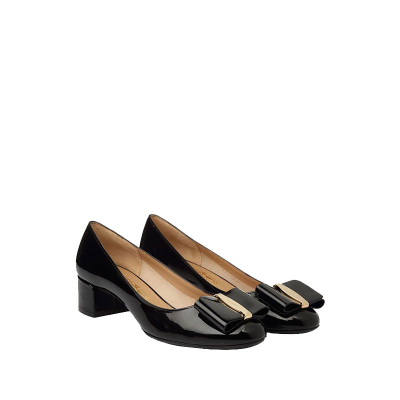 FERRAGAMO 蝴蝶结装饰亮面女士中跟鞋 660862NERO 黑色 7.5