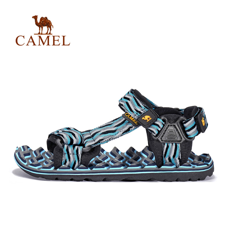 CAMEL骆驼户外沙滩凉鞋 2018夏季新款情侣款男女户外郊游休闲轻盈沙滩凉鞋 A82162622，蓝/白，女款 38码