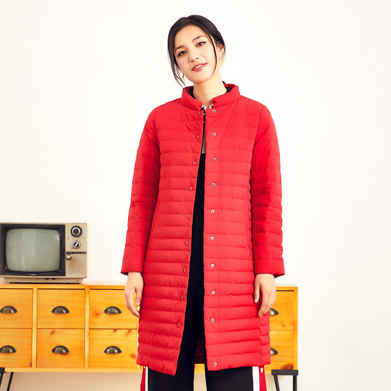 千仞岗2018秋冬新品时尚韩版羽绒服女轻薄立领中长款外套229036 155/XS 经典红88105