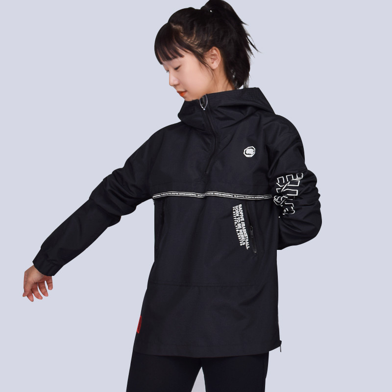 中国李宁(LI-NING)运动风衣女子2019春夏季新品潮流时尚印花舒适休闲连帽聚酯纤维运动服上衣外套 AFDP038-3标准黑 女S(160/84A)