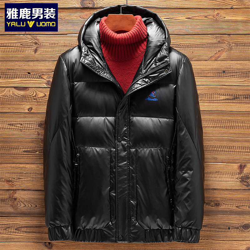雅鹿男装90白鸭绒亮面防水短款连帽保暖外套羽绒服14409967 S1(黑色） 190