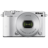 尼康(Nikon) 1 J5 (10-30)白色 镜头套装 内置WIFI 快速对焦 4K视频 可换镜头数码相机