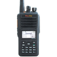 摩托罗拉(MOTOROLA)mag one C79商用专业数字对讲机 支持300H录音1000信道2300毫安黑色