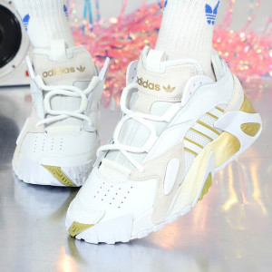 阿迪达斯(adidas)三叶草女鞋2023夏季新款运动鞋低帮透气轻便耐磨休闲跑步鞋FV4852