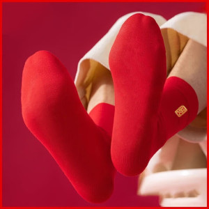 浪莎红袜子男纯棉袜大红中筒本命年属龙袜鸿运喜庆脚踏七星全棉袜