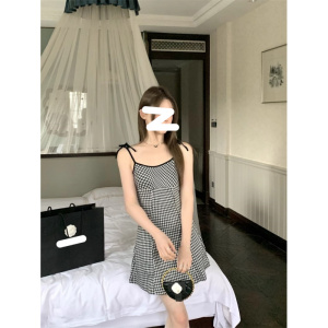 甜辣妹撞色格子吊带裙女装早春夏季减龄修身A字裙连衣裙短裙