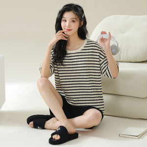 2026新款爽棉夏季短袖短裤带胸垫女睡衣简约舒适可外穿家居服套装