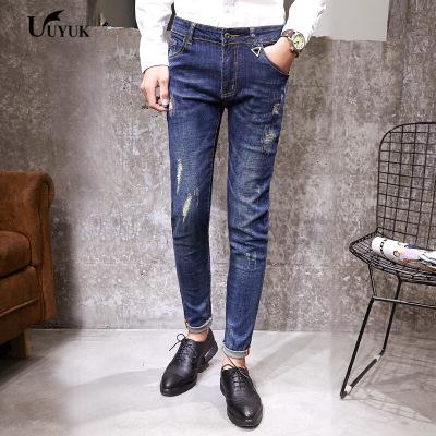 UYUK秋冬男士韩版修身刺绣牛仔裤时尚潮流百搭牛仔长裤