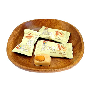 喔喔新品白桃果肉奶脆果仁奶脆糖果结婚喜糖婚庆水果糖果散装批发零食500g