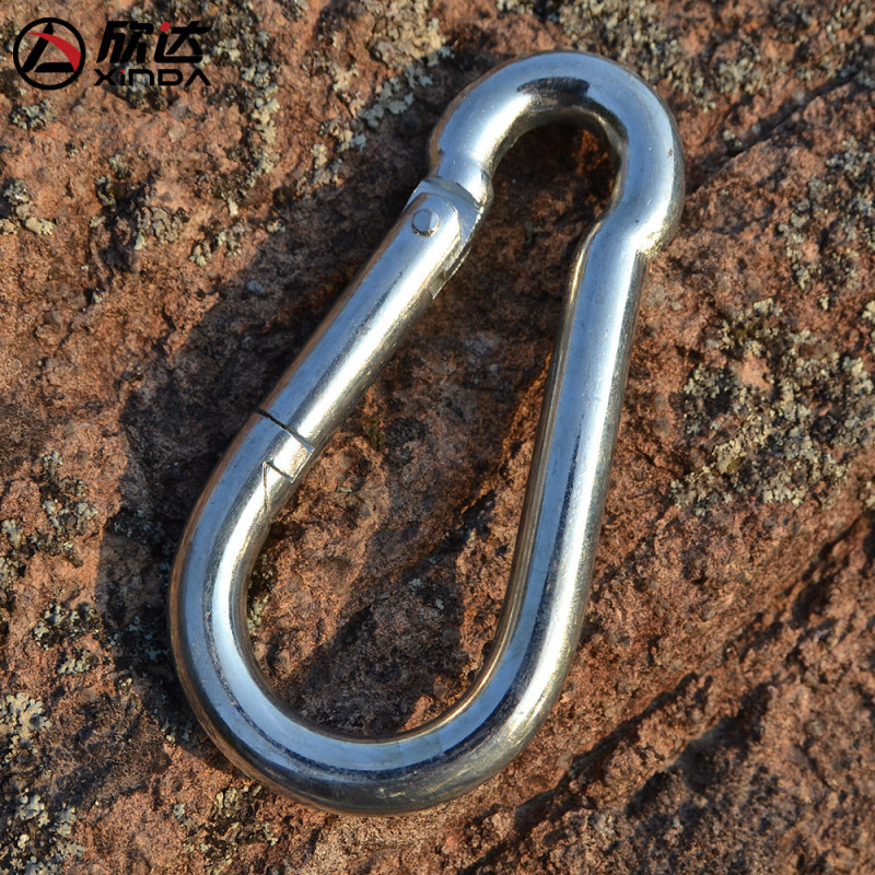 户外登山挂钩带锁钢扣登山扣安全挂扣锁瑜伽挂钩锁具