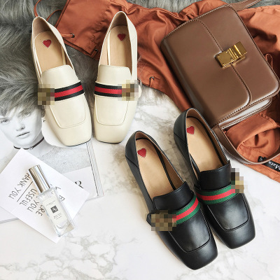 新款秋季英伦方头单鞋女粗跟真皮百搭休闲金属扣乐福鞋女中跟