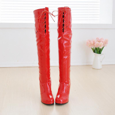 舞台演出过膝盖长靴子漆皮酒吧夜店钢管靴子后绑带黑白红色