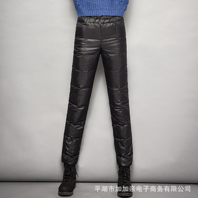 冬季户外修身中老年羽绒裤女外穿大码显瘦孕妇加厚棉裤小脚裤