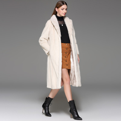 丹麦进口天鹅绒珍珠本色长款翻领大裙摆貂皮大衣女款皮草外套