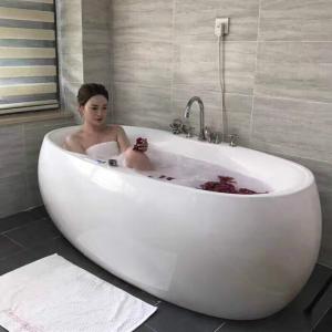 按摩浴缸酒店别墅美容院SPA家用浴缸亚克力材质七彩灯恒温波迷娜BOMINA